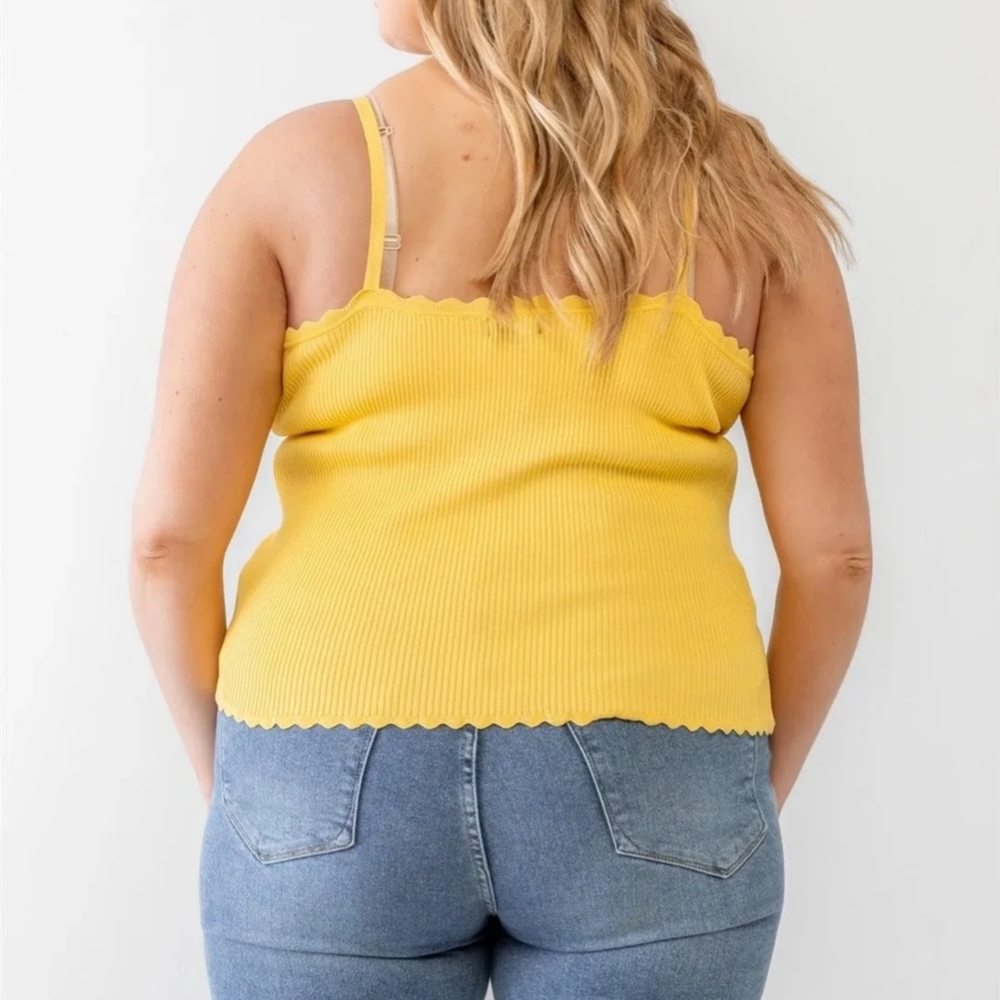 PLUS Vibrant Yellow Fitted Ribbed Ruffle Sleeveless Camisole 3X - Picture 2 of 4